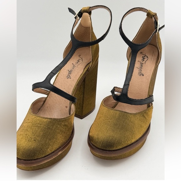 Free People Wythe T-Strap Platform Moss Satin Block Heels Made In Spain Sz. 9.5 - Picture 2 of 12